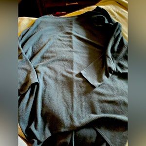 Stitch fix Jolie brand sweater. Teal in color. Worn once.